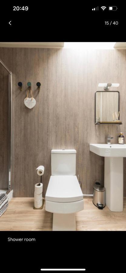 Ambrose Apartments チェルトナム エクステリア 写真