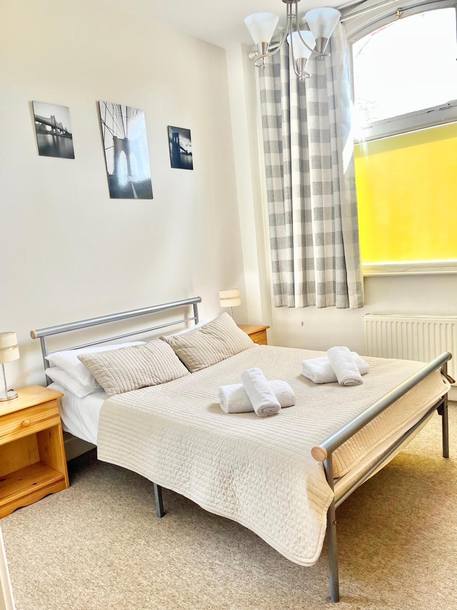 Ambrose Apartments チェルトナム エクステリア 写真