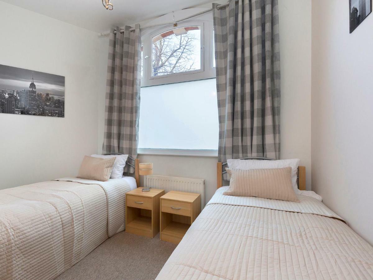 Ambrose Apartments チェルトナム エクステリア 写真